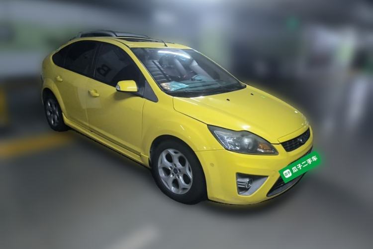 Used Ford Focus 2011 Hatchback 2.0L Manual Sport Model Front Right 45 Deg
