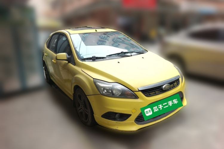 Used Ford Focus 2011 Hatchback 2.0L Manual Sport Model Front Right 45 Deg
