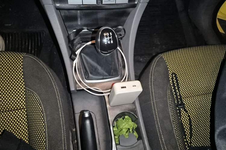 Used Ford Focus 2011 Hatchback 2.0L Manual Sport Model Gear Lever