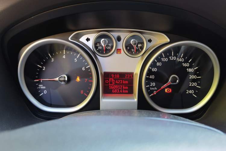 Used Ford Focus 2011 Hatchback 1.8L Automatic Fashion Edition Instrument Cluster