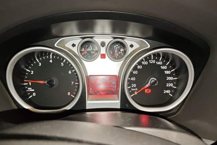 Used Ford Focus 2011 Hatchback 1.8L Automatic Fashion Edition Instrument Cluster