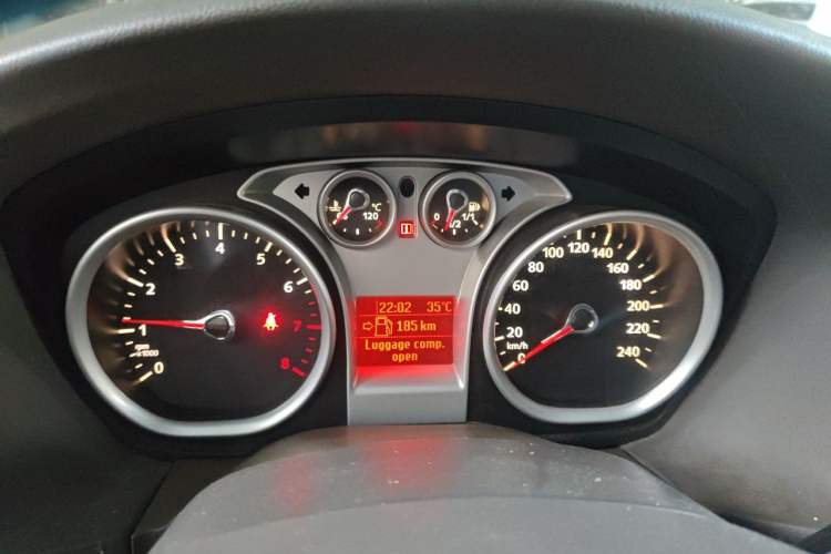 Used Ford Focus 2011 Sedan 1.8L Automatic Fashion Edition Instrument Cluster