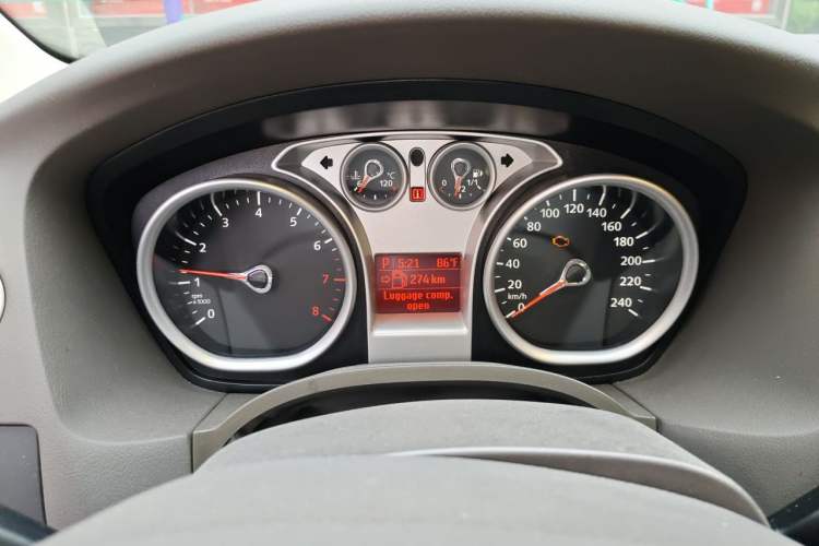 Used Ford Focus 2011 Hatchback 1.8L Automatic Fashion Edition Instrument Cluster