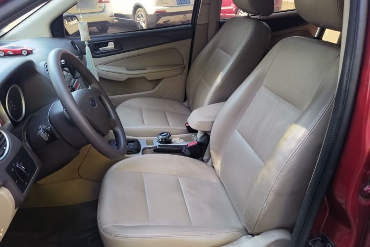 Used Ford Focus 2011 Hatchback 1.8L Automatic Fashion Edition Left Front Seat