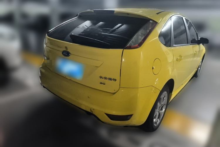 Used Ford Focus 2011 Hatchback 2.0L Manual Sport Model Rear Right 45 Deg