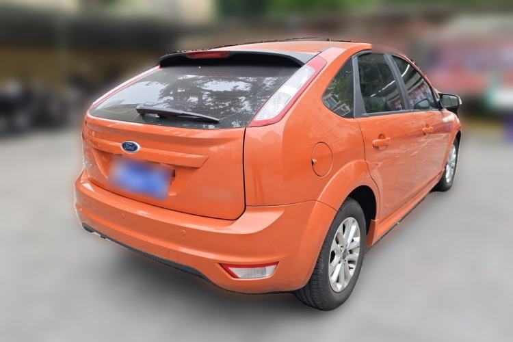 Used Ford Focus 2011 Hatchback 1.8L Automatic Fashion Edition Rear Right 45 Deg