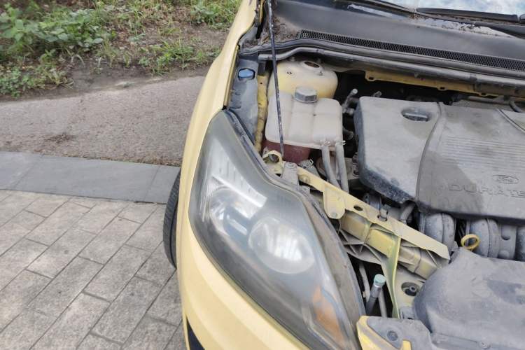 Used Ford Focus 2011 Hatchback 1.8L Automatic Fashion Edition Right Front Headlight