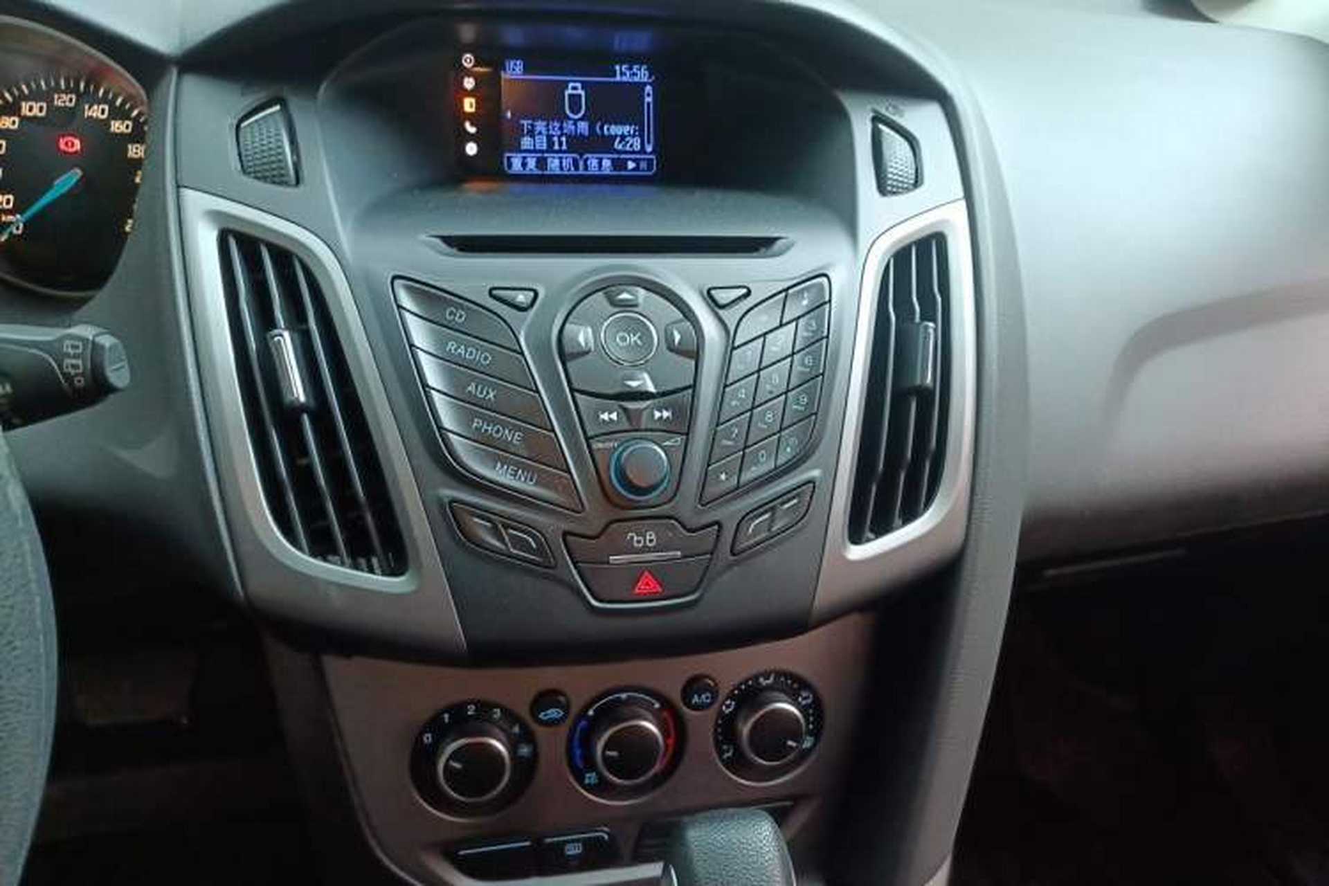 Used Ford Focus 2012 Hatchback 1.6L Automatic Comfort Model Audio And AC Panel