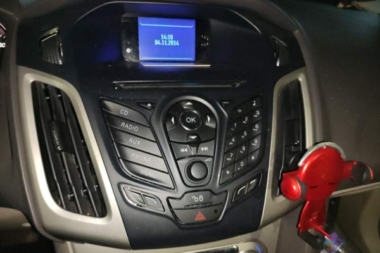 Used Ford Focus 2012 Sedan 1.6L Automatic Fashion Edition Audio And AC Panel