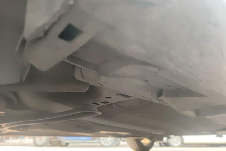 Used Ford Focus 2012 Hatchback 2.0L Automatic Luxury Sport Model Chassis Front Left