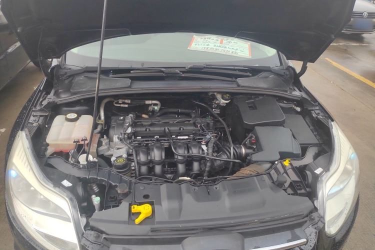 Used Ford Focus 2012 Sedan 1.6L Automatic Fashion Edition Engine Bay