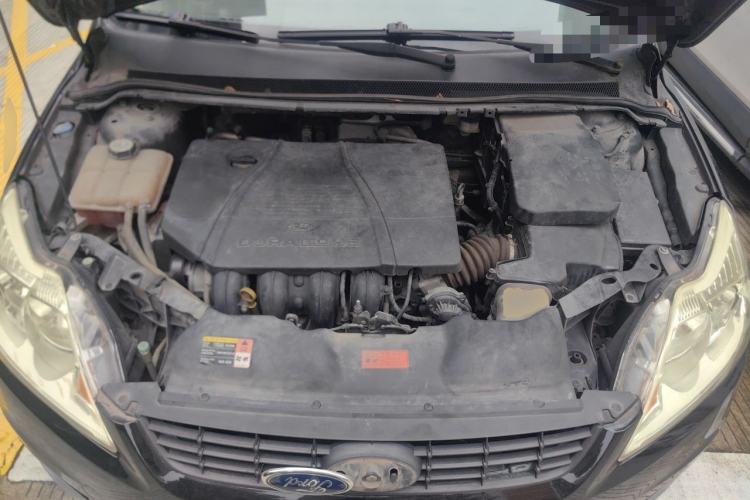 Used Ford Focus 2012 Sedan Classic 1.8L Automatic Base Model Engine Bay