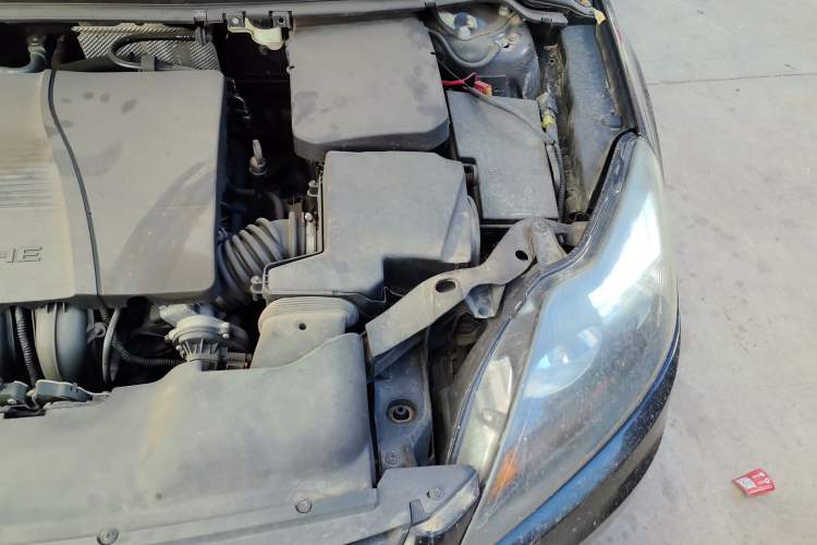 Used Ford Focus 2012 Hatchback Classic 1.8L Automatic Fashion Edition Engine Bay Left