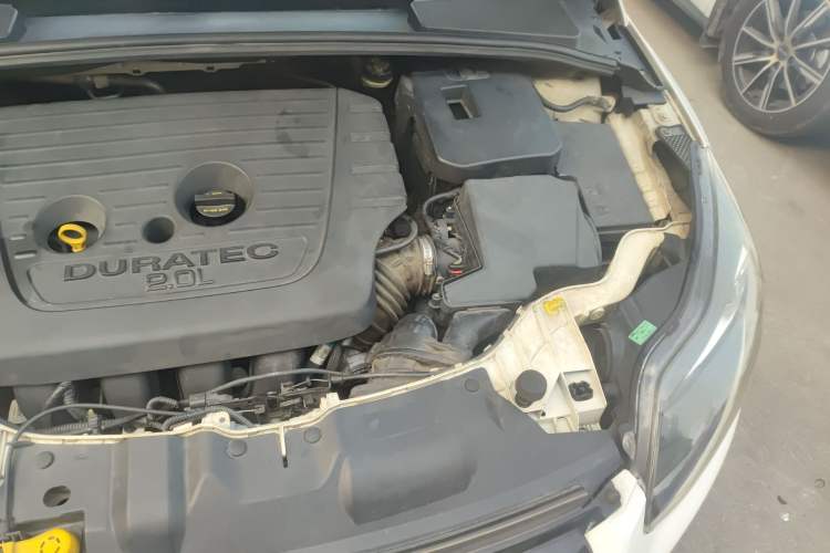Used Ford Focus 2012 Hatchback 2.0L Automatic Luxury Sport Model Engine Bay Left