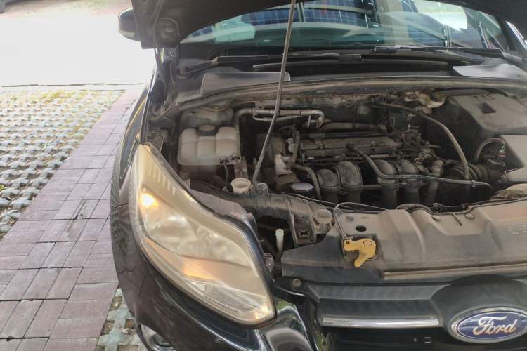 Used Ford Focus 2012 Sedan 1.6L Automatic Fashion Edition Engine Bay Right