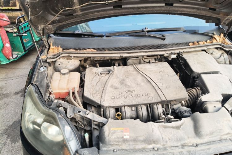 Used Ford Focus 2012 Hatchback Classic 1.8L Automatic Base Model Engine Bay Right