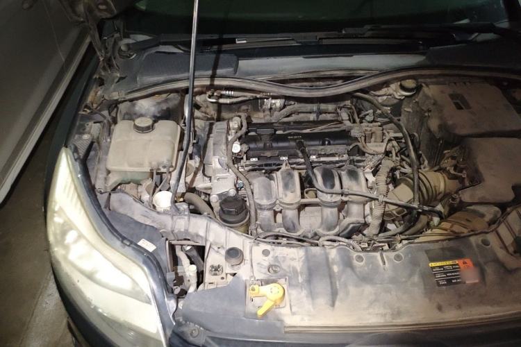 Used Ford Focus 2012 Sedan 1.6L Automatic Fashion Edition Engine Bay Right