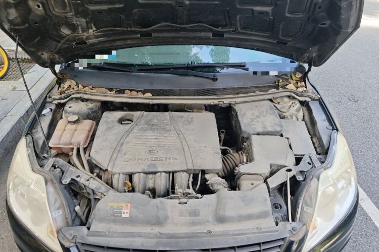 Used Ford Focus 2012 Sedan Classic 1.8L Automatic Base Model Engine Bay