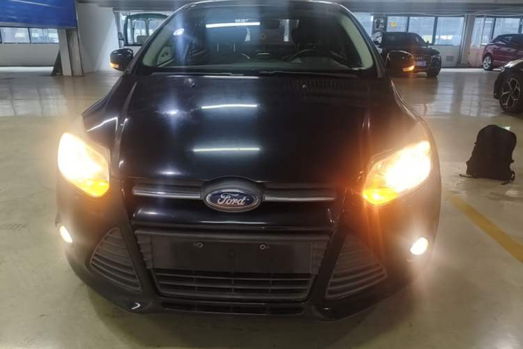 Used Ford Focus 2012 Sedan 1.6L Automatic Fashion Edition Front