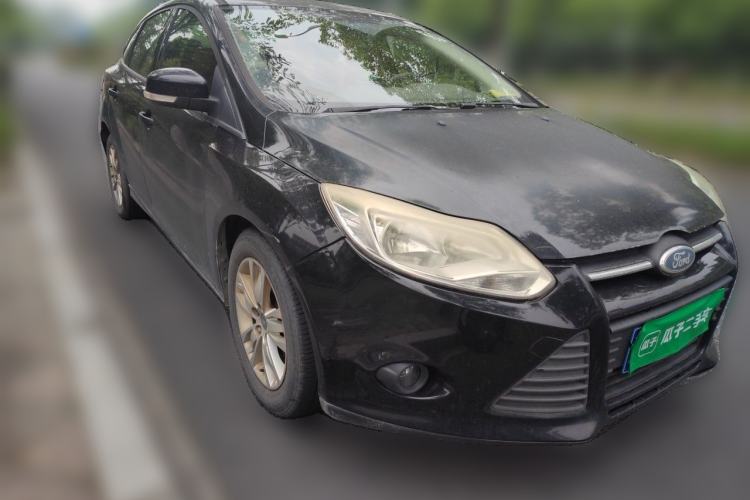 Used Ford Focus 2012 Sedan 1.6L Manual Comfort Model Front Right 45 Deg