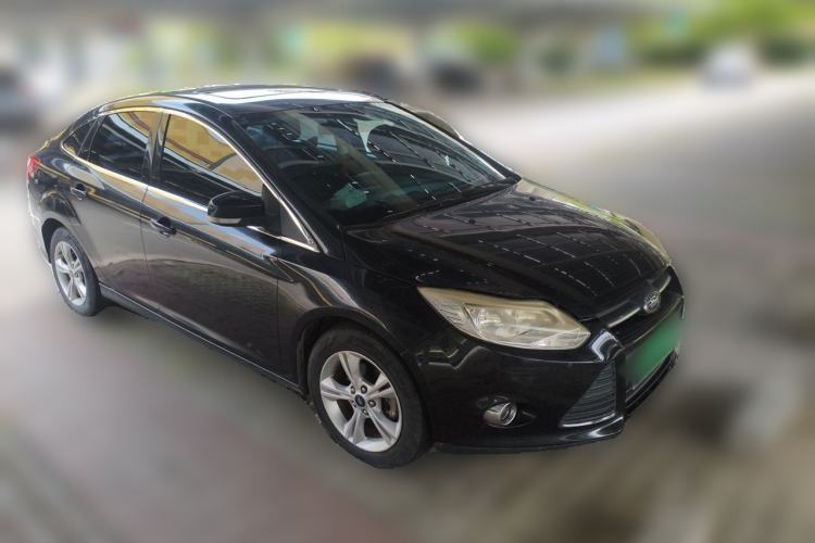 Used Ford Focus 2012 Sedan 1.6L Automatic Fashion Edition Front Right 45 Deg
