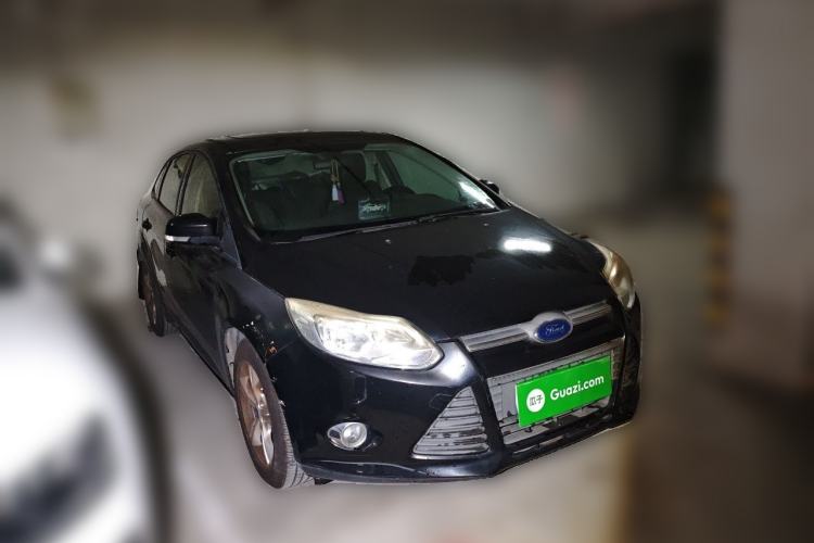 Used Ford Focus 2012 Sedan 1.6L Automatic Fashion Edition Front Right 45 Deg