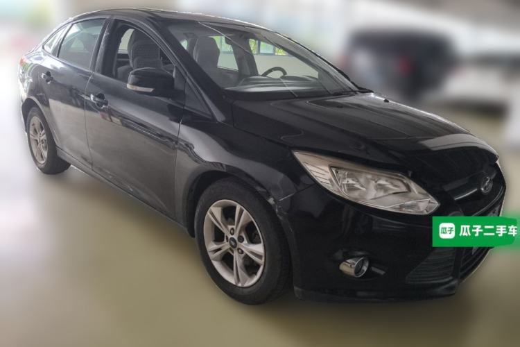 Used Ford Focus 2012 Sedan 1.6L Automatic Fashion Edition Front Right 45 Deg