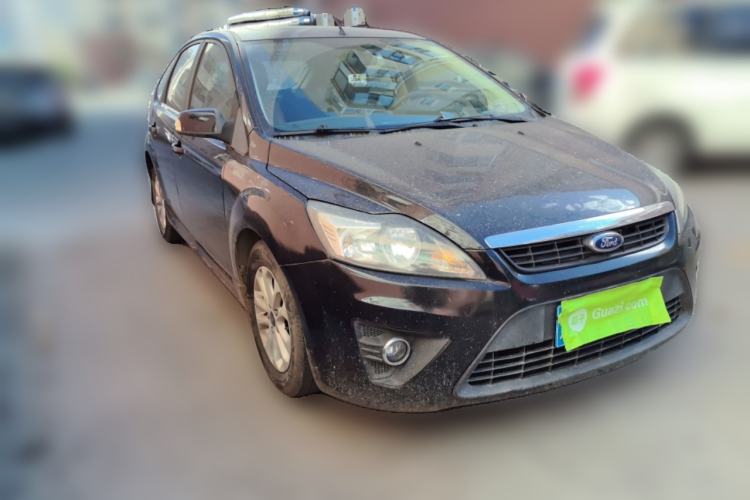 Used Ford Focus 2012 Hatchback Classic 1.8L Automatic Fashion Edition Front Right 45 Deg