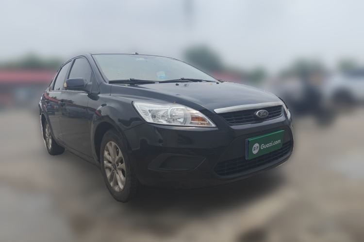 Used Ford Focus 2012 Sedan Classic 1.8L Manual Base Model Front Right 45 Deg