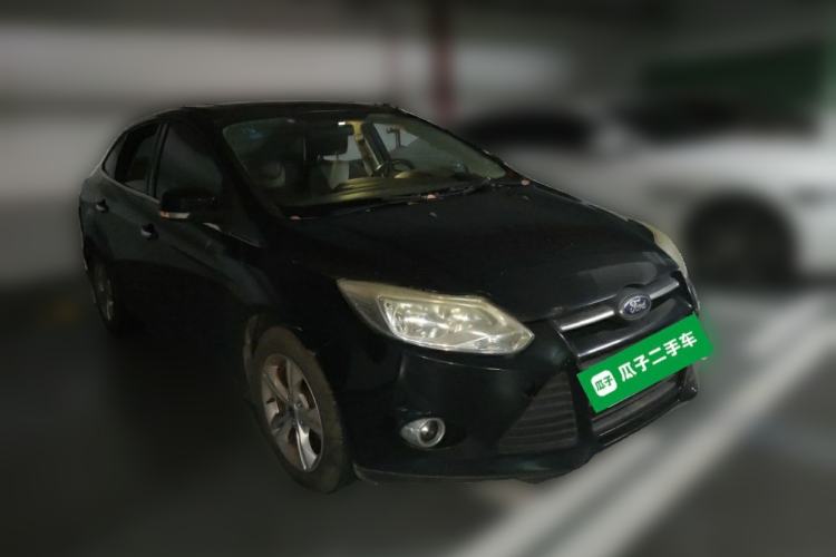 Used Ford Focus 2012 Sedan 1.6L Automatic Fashion Edition Front Right 45 Deg