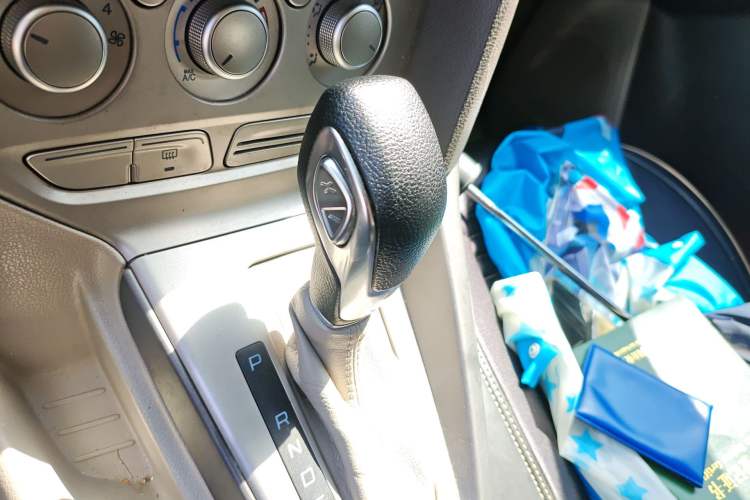Used Ford Focus 2012 Sedan 1.6L Automatic Comfort Model Gear Lever