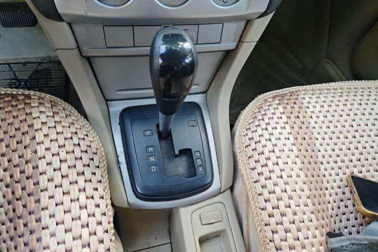 Used Ford Focus 2012 Sedan Classic 1.8L Automatic Base Model Gear Lever