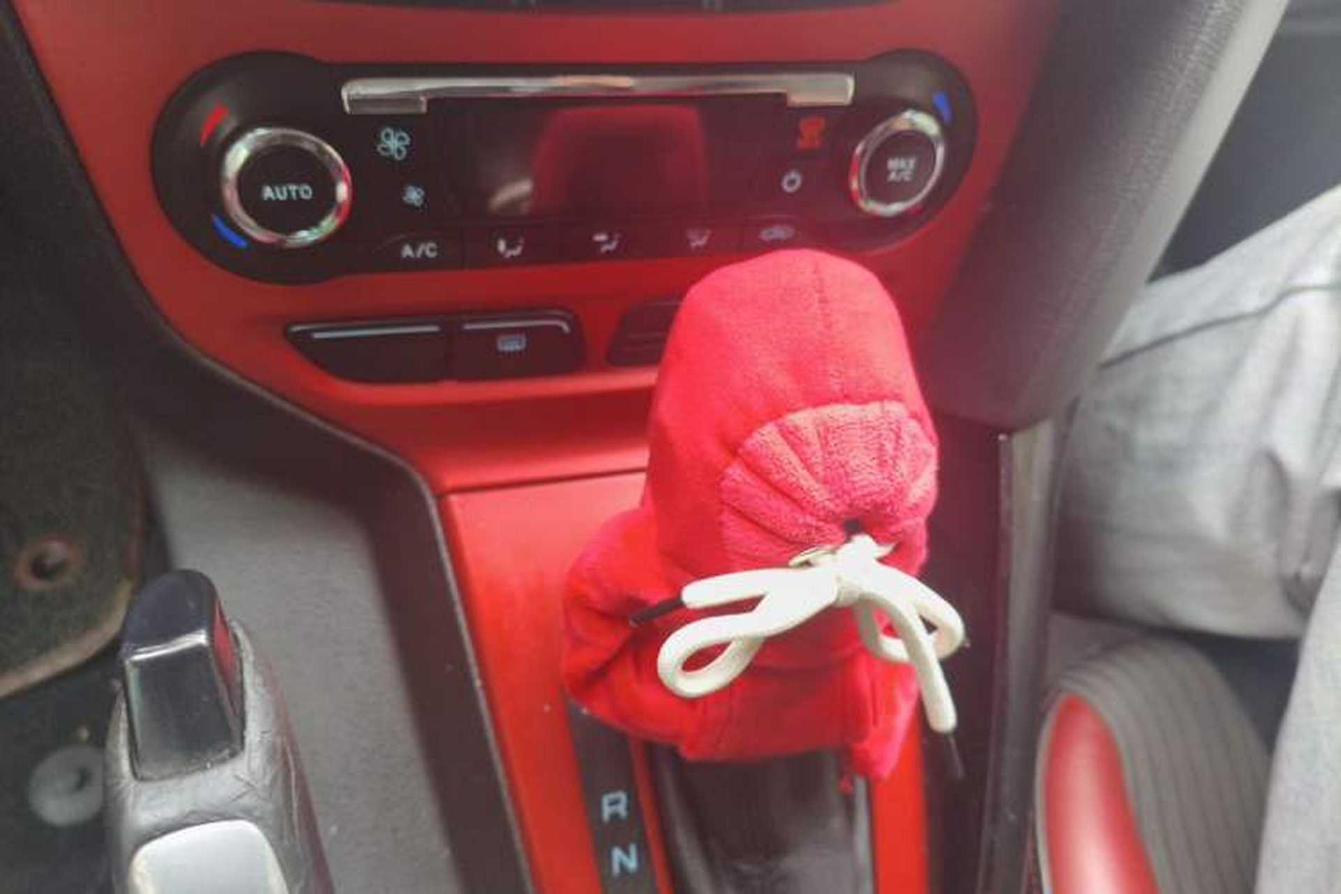 Used Ford Focus 2012 Hatchback 2.0L Automatic Luxury Sport Model Gear Lever
