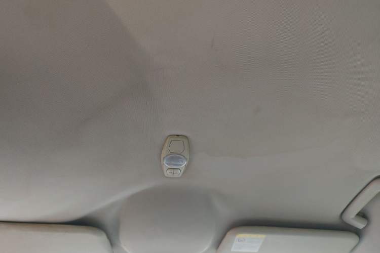 Used Ford Focus 2012 Sedan 1.6L Automatic Comfort Model Headliner