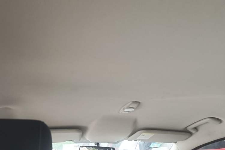 Used Ford Focus 2012 Sedan 1.6L Automatic Comfort Model Headliner
