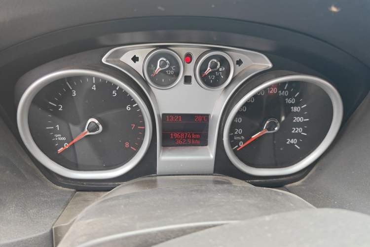 Used Ford Focus 2012 Sedan Classic 1.8L Manual Base Model Instrument Cluster
