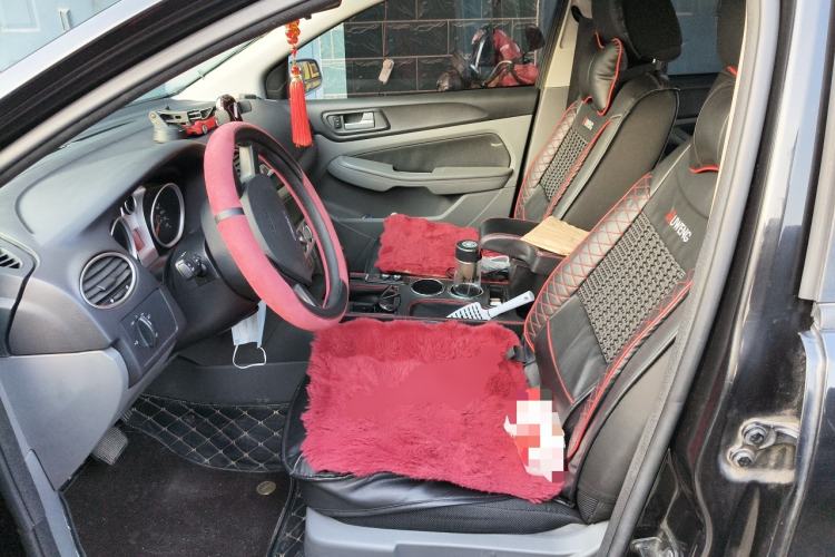 Used Ford Focus 2012 Hatchback Classic 1.8L Automatic Base Model Left Front Seat