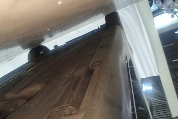 Used Ford Focus 2012 Sedan 1.6L Automatic Fashion Edition Left Side Sill
