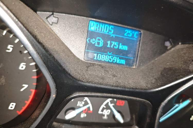 Used Ford Focus 2012 Sedan 1.6L Automatic Fashion Edition Odometer Close Up