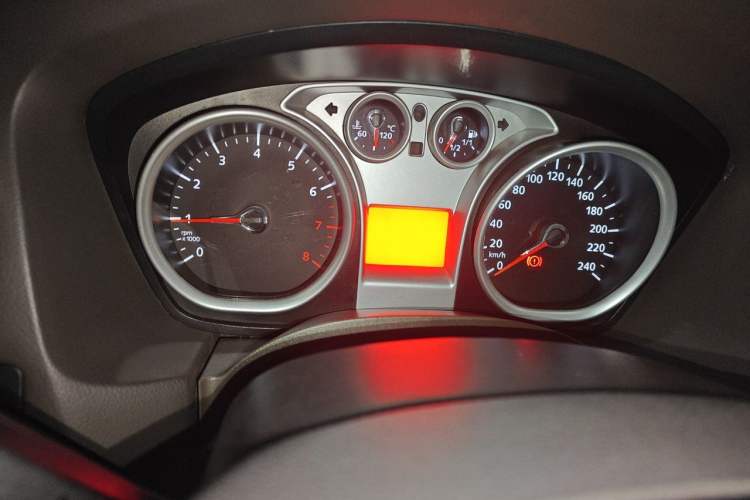 Used Ford Focus 2012 Hatchback Classic 1.8L Automatic Fashion Edition Odometer Close Up