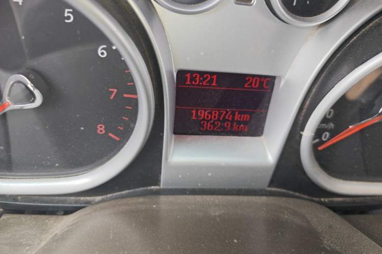 Used Ford Focus 2012 Sedan Classic 1.8L Manual Base Model Odometer Close Up