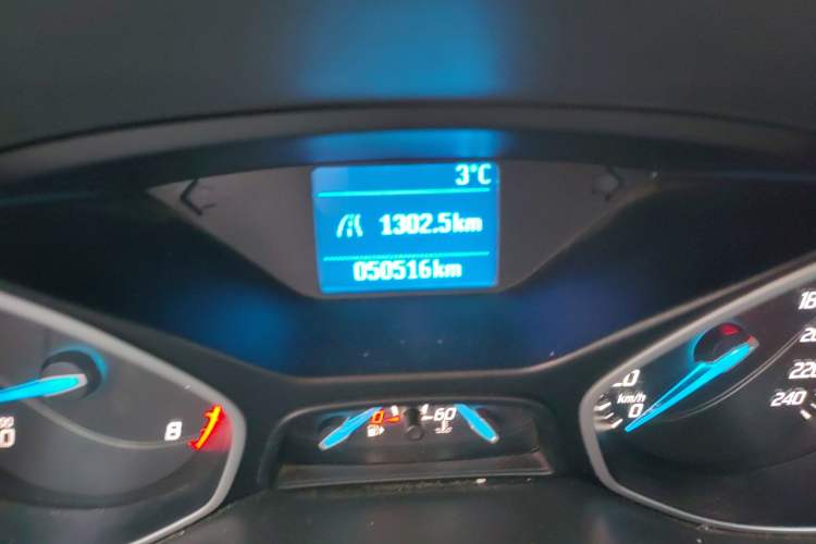 Used Ford Focus 2012 Sedan 1.6L Manual Comfort Model Odometer Close Up