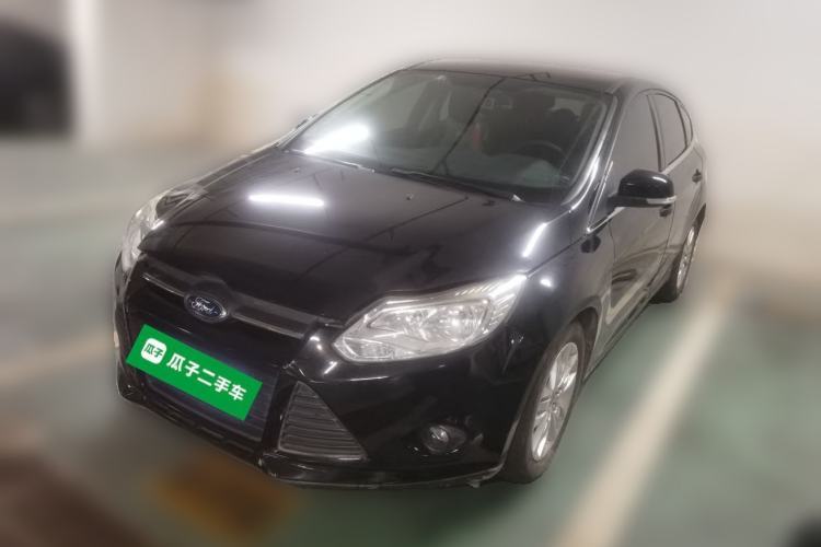 Used Ford Focus 2012 Hatchback 1.6L Automatic Comfort Model Guazi used car, China used car export, Used car for sale, Used Ford cars, Cheapest cars for sale