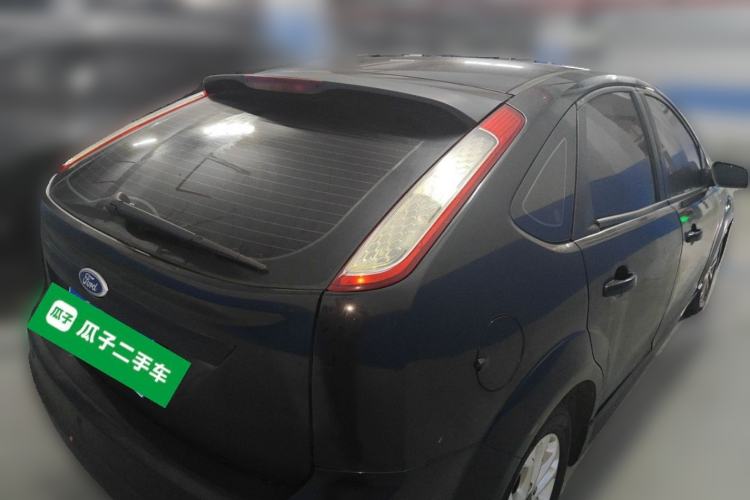 Used Ford Focus 2012 Hatchback Classic 1.8L Automatic Fashion Edition Rear Right 45 Deg