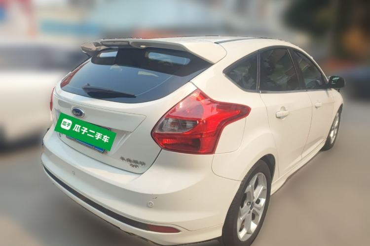 Used Ford Focus 2012 Hatchback 2.0L Automatic Luxury Sport Model Rear Right 45 Deg