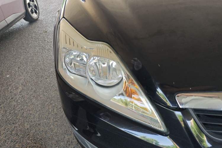 Used Ford Focus 2012 Sedan Classic 1.8L Automatic Fashion Edition Right Front Headlight