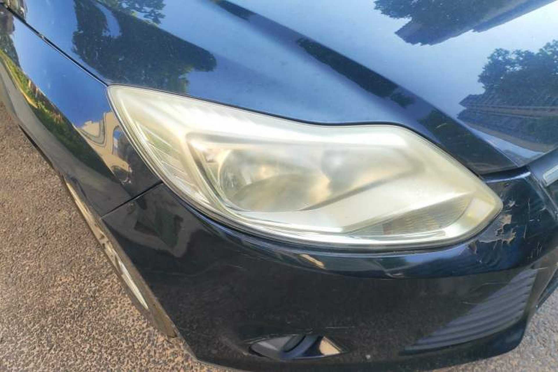 Used Ford Focus 2012 Sedan 1.6L Automatic Comfort Model Right Front Headlight