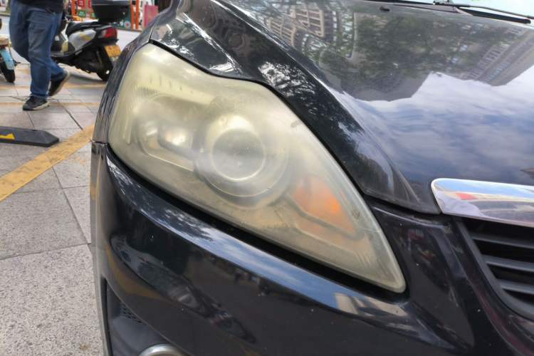 Used Ford Focus 2012 Hatchback Classic 1.8L Manual Base Model Right Front Headlight