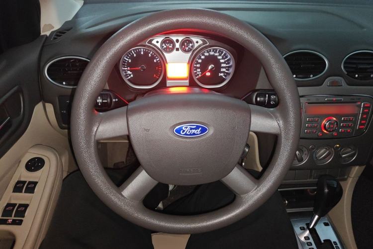 Used Ford Focus 2012 Hatchback Classic 1.8L Automatic Fashion Edition Steering Wheel