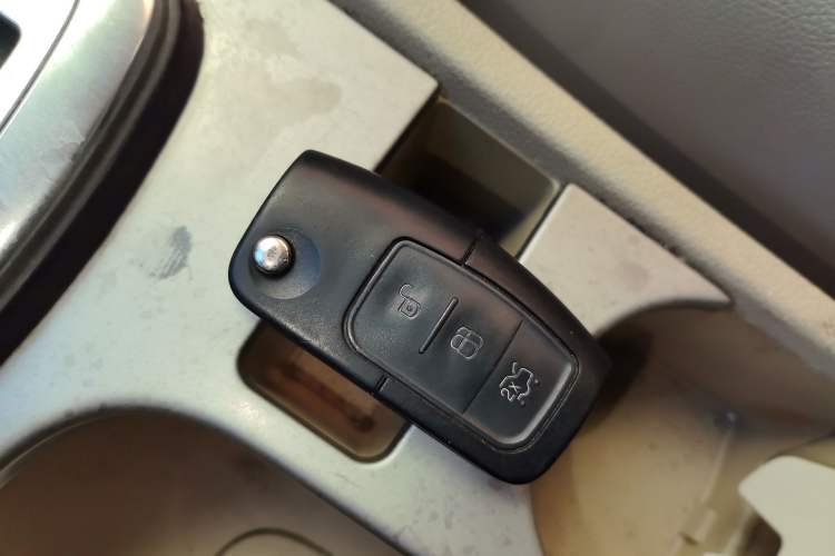 Used Ford Focus 2012 Hatchback Classic 1.8L Automatic Fashion Edition Vehicle Key